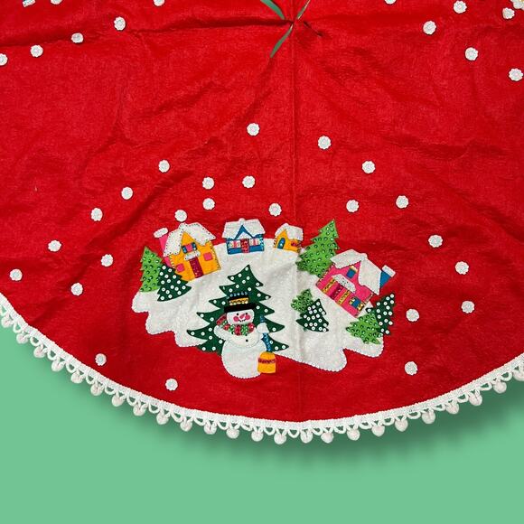 VTG Bucilla Jeweled White Christmas Tree Skirt Applique Red Felt 54 Inch #2107 - Picture 3 of 14